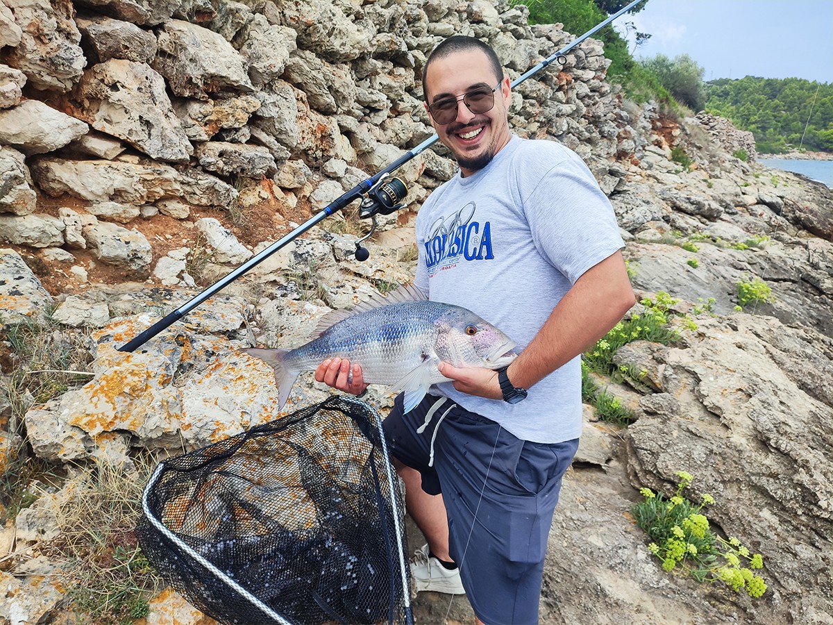 DRITO U JUGO – ROKO BENCUN – 00