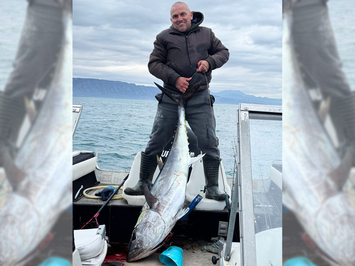 VASKO RAKOVIĆ – TUNA S UŠĆA BOJANE – 00